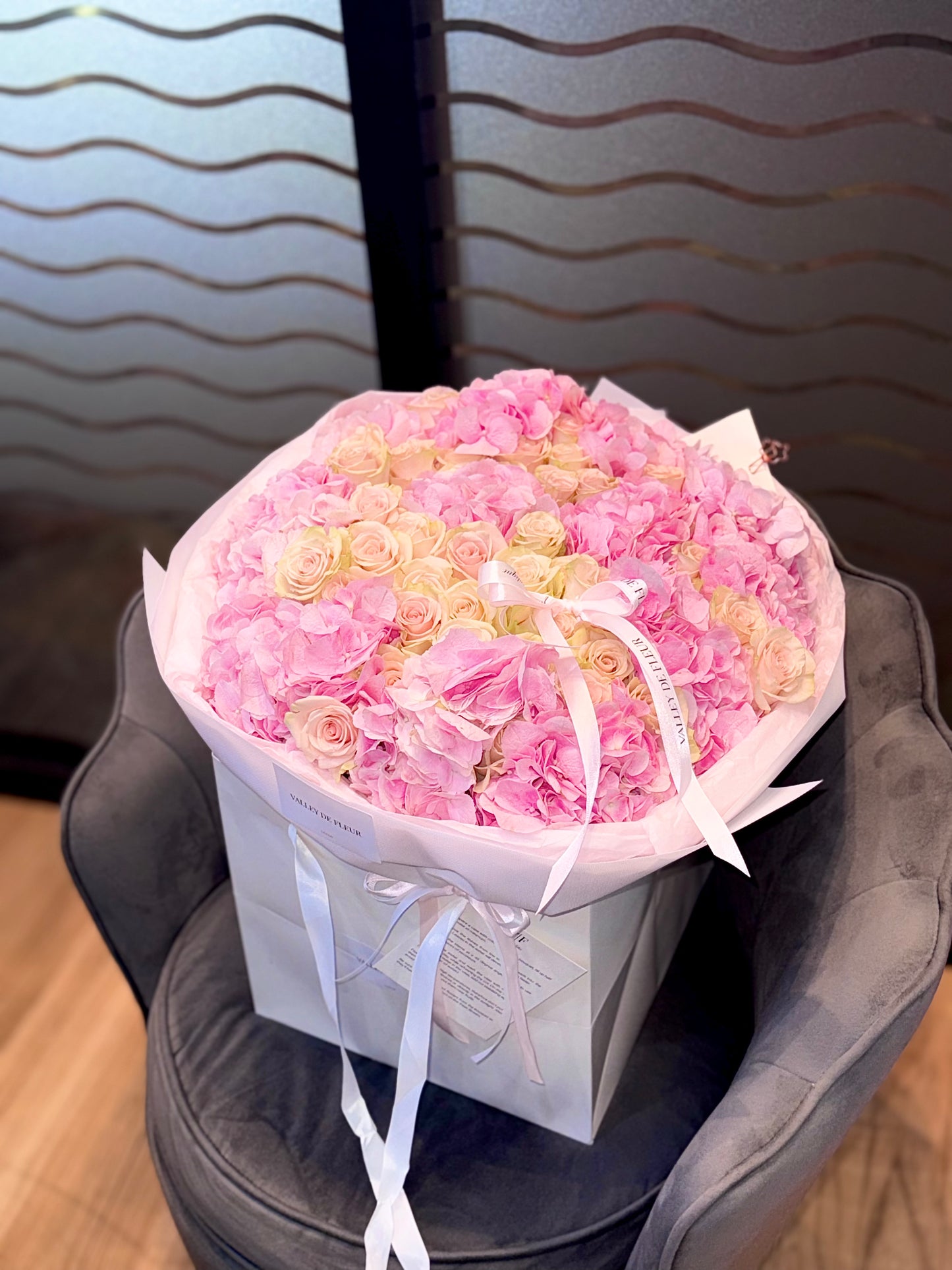 Sugar Blush – Roses & Light Pink Hydrangeas