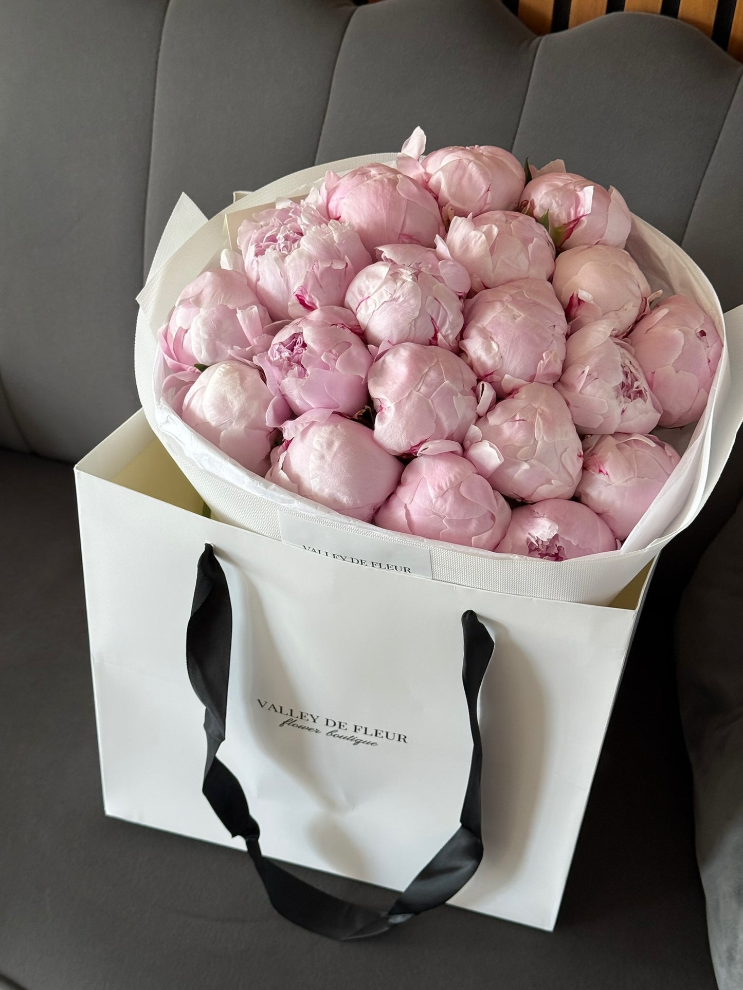 #114 Light pink peonies (20stems)