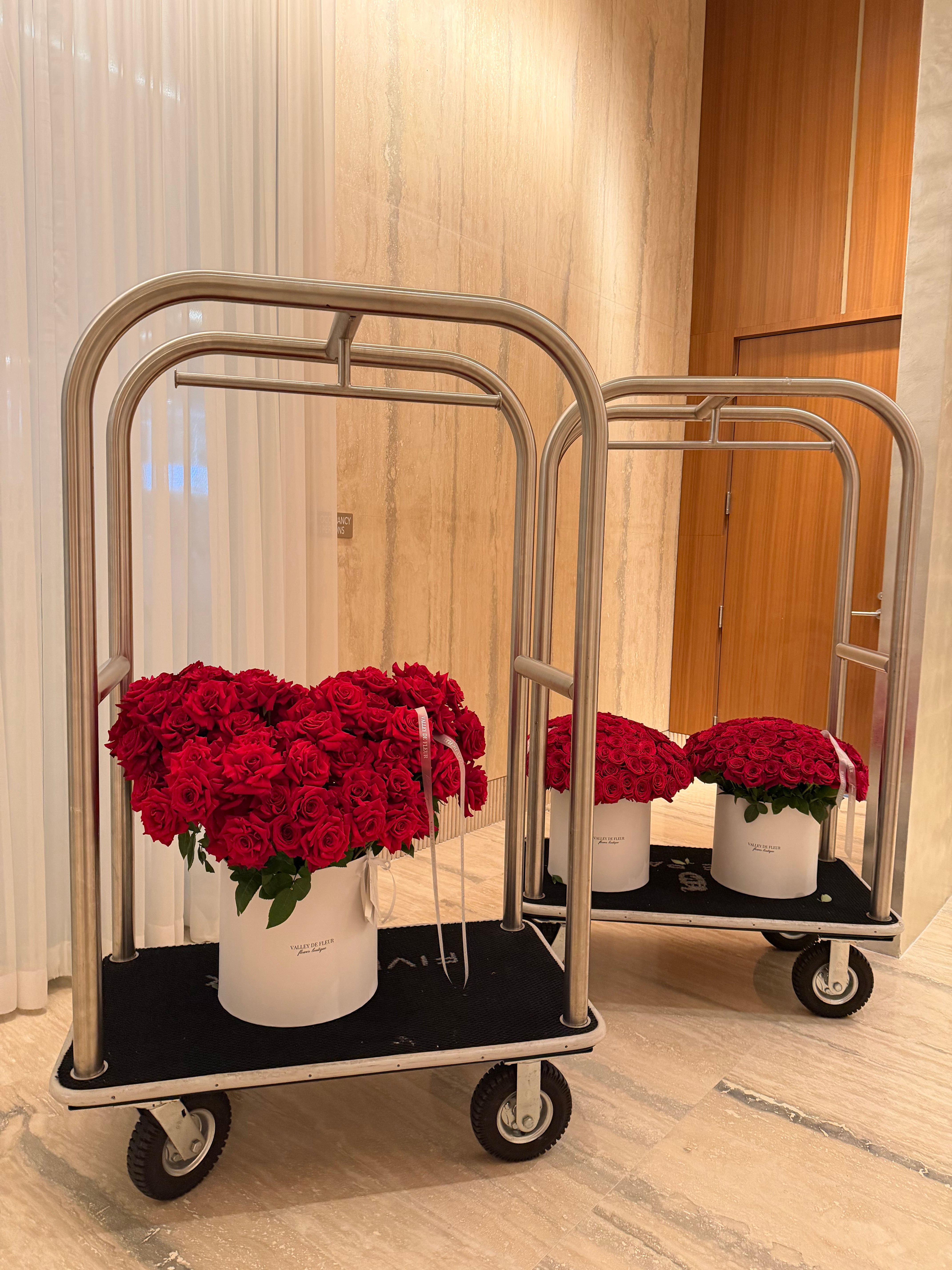 Luxury flower arrangements Sunny Isles Beach