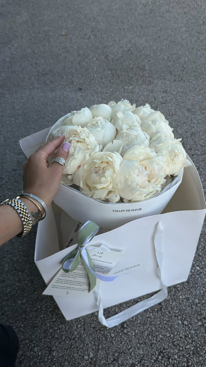 #117 10 белых пионов