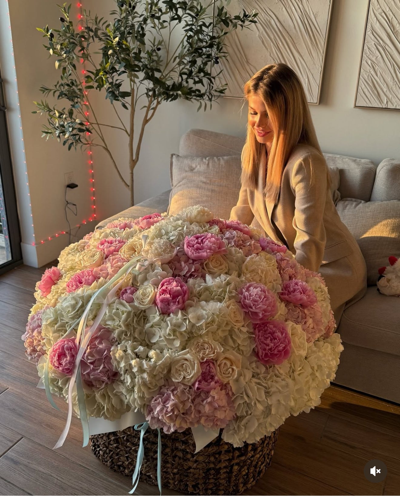 XXL Blooming Elegance – Hydrangeas, Peonies & Roses (XXL Basket)