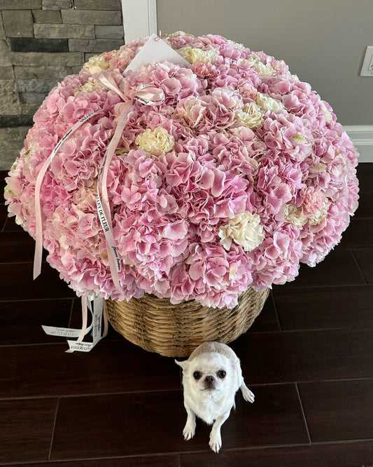 XL Garden Blush Basket featuring pink hydrangeas and garden roses
